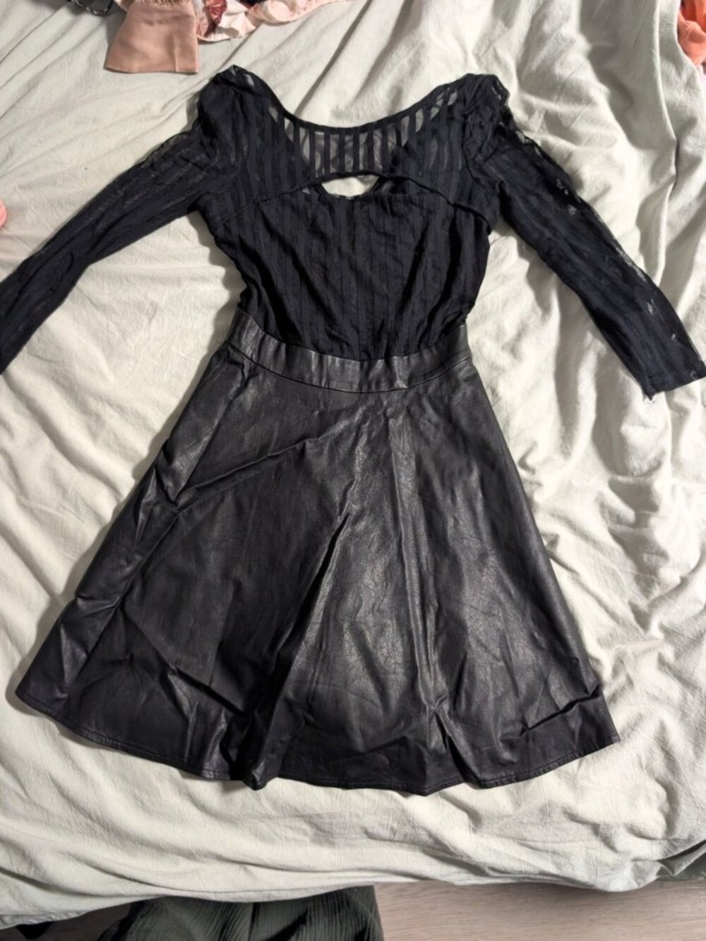 Xs guess dress
